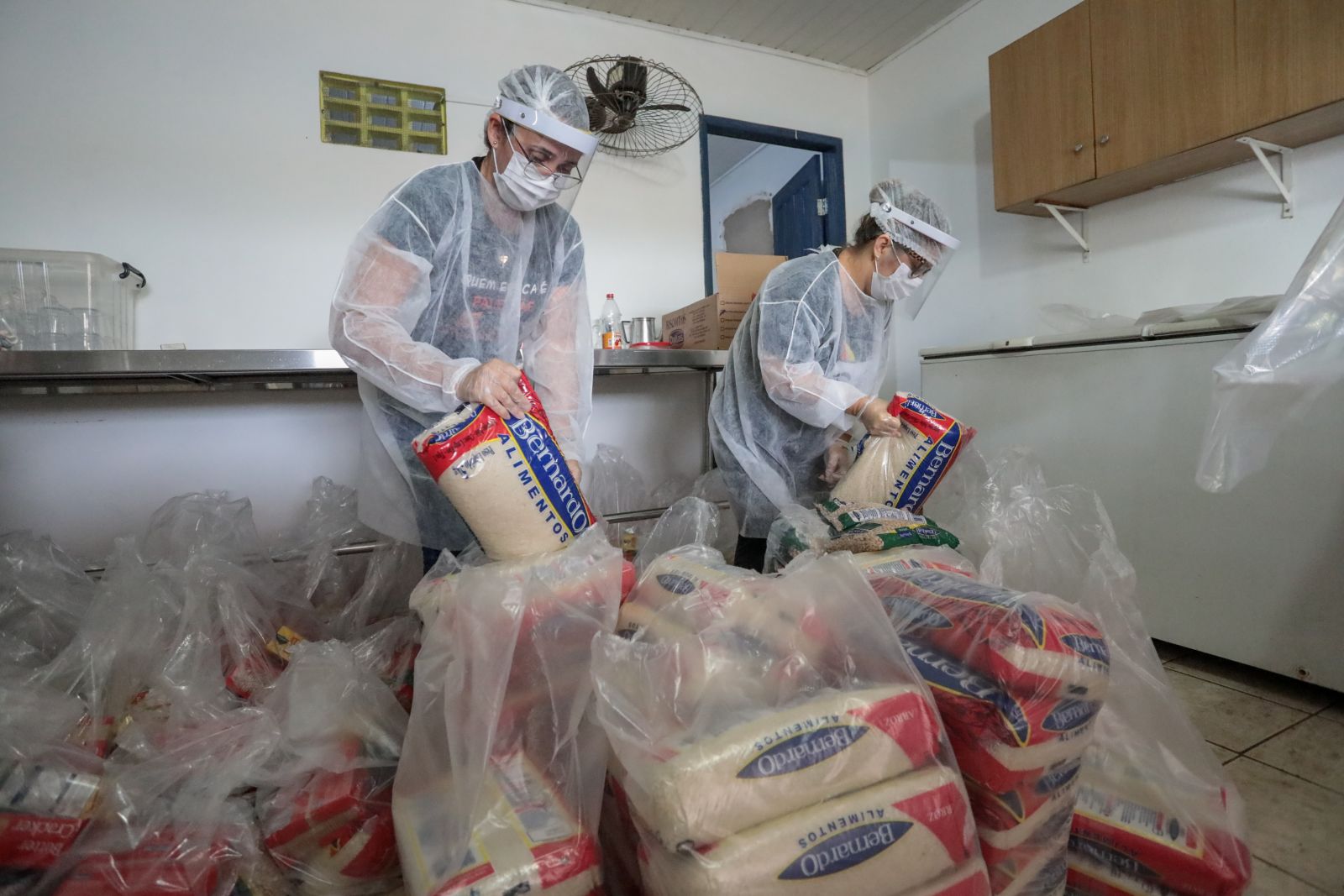 Só nesta semana, 5.644 kits começaram a ser montados e distribuídos 